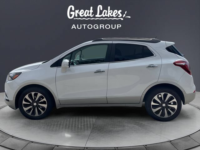 Used 2017 Buick Encore Essence FWD image 2
