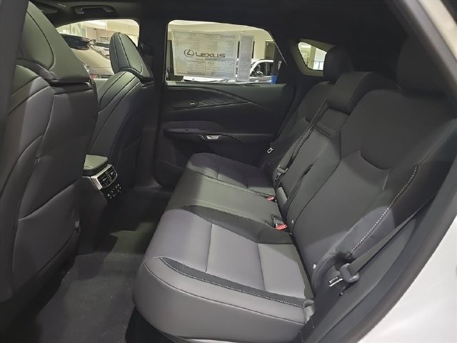 New 2026 Lexus RX 500h F Sport w/ Appearance Package AWD/4WD image 31
