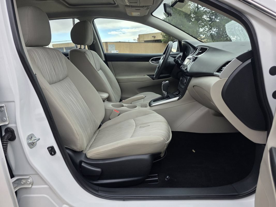 Used 2016 Nissan Sentra SV w/ Style Package FWD image 22