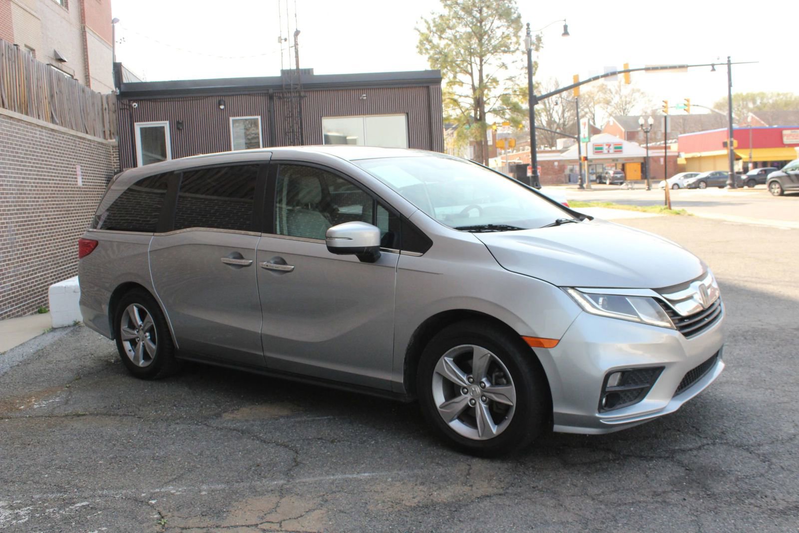 Used 2018 Honda Odyssey EX-L image 16