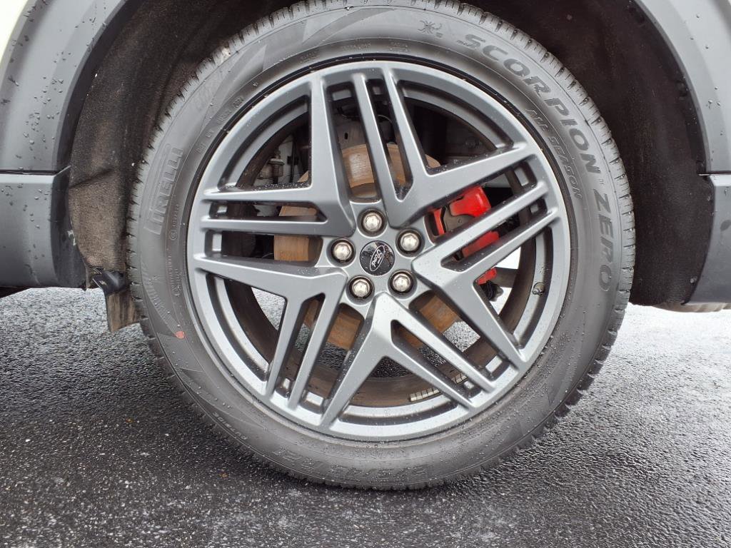 Used 2025 Ford Explorer ST image 40