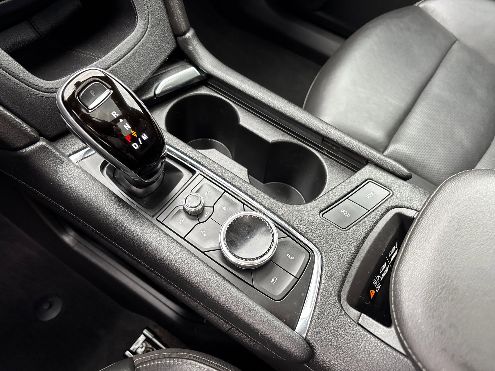 Used 2020 Cadillac XT6 Premium Luxury image 23