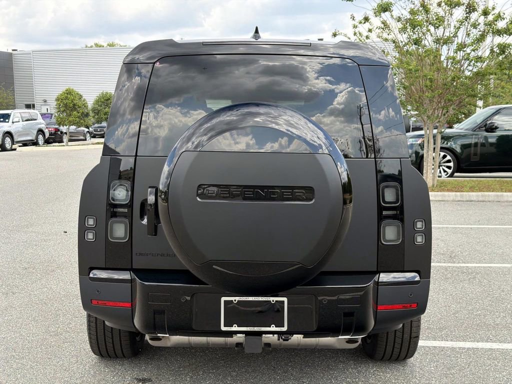 New 2026 Land Rover Defender 130 S image 4