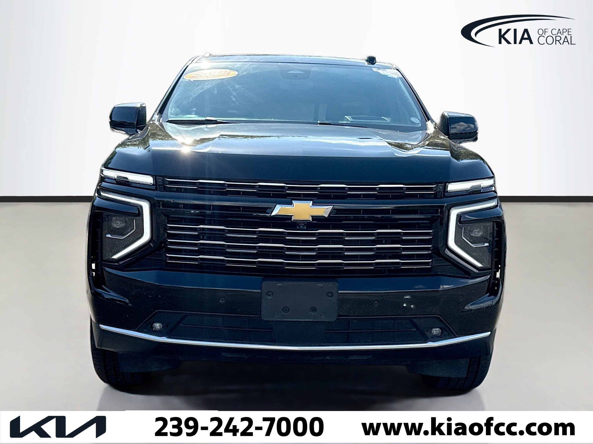 Used 2025 Chevrolet Suburban High Country image 7