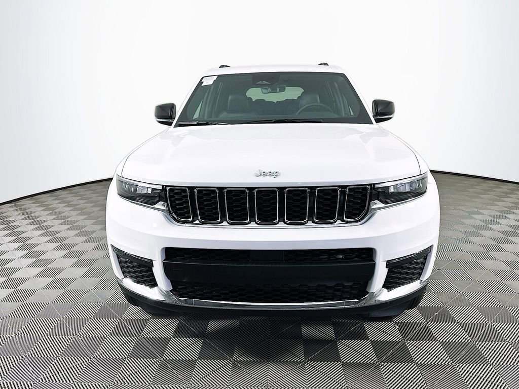 New 2025 Jeep Grand Cherokee L Limited image 3