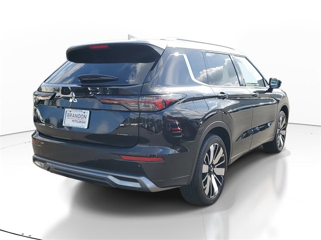 New 2025 Mitsubishi Outlander AWD image 7