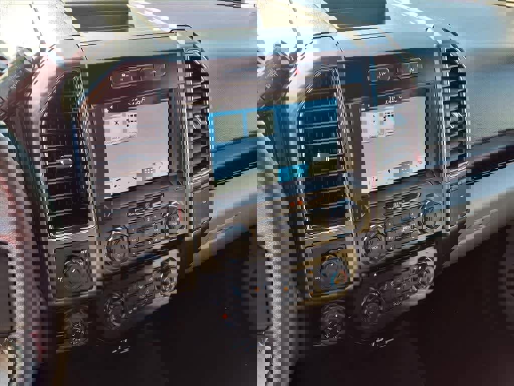 Used 2017 Ford F150 XLT w/ Equipment Group 301A Mid image 20