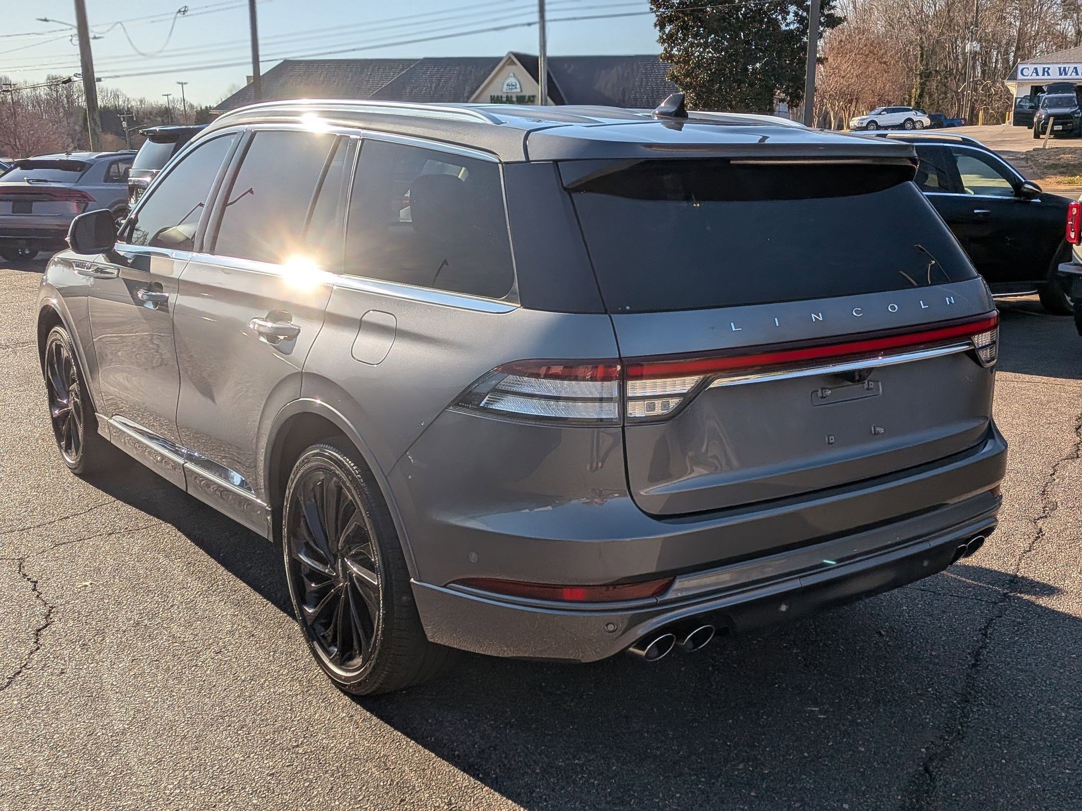 Used 2021 Lincoln Aviator Reserve w/ Equipment Group 208A image 5