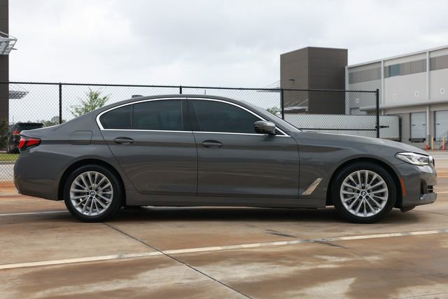 Used 2021 BMW 530i w/ Convenience Package RWD image 16
