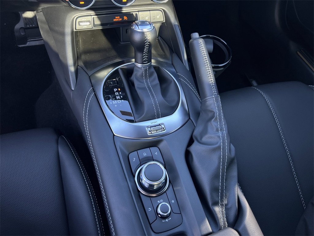 New 2025 MAZDA MX-5 Miata RF Grand Touring image 17