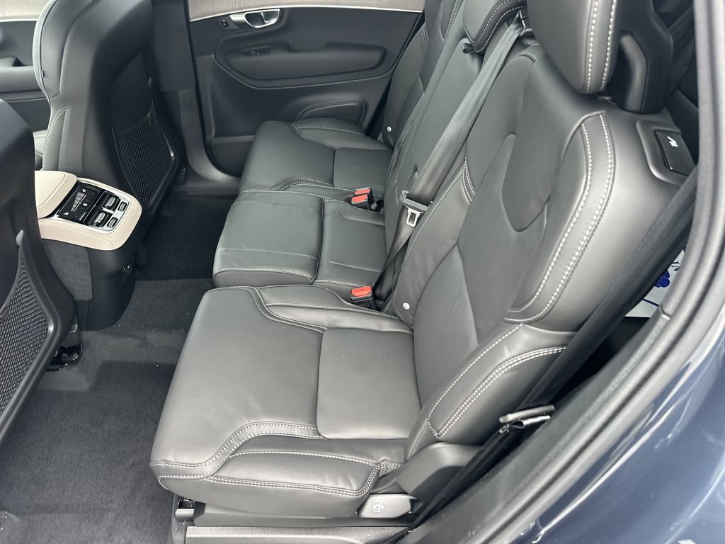 New 2026 Volvo XC90 B5 Ultra w/ Protection Package Premier image 13