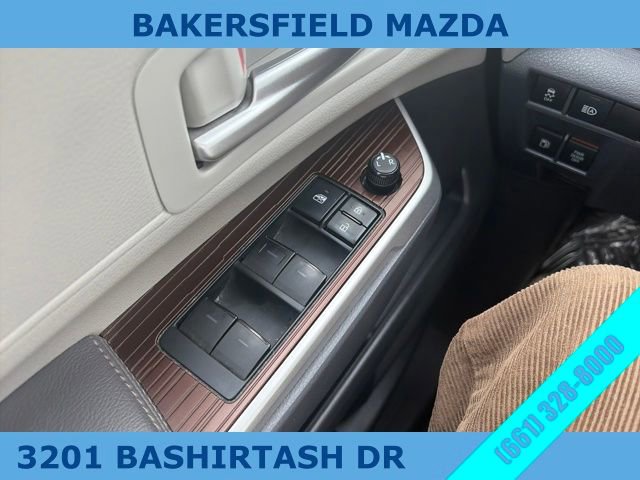 Used 2021 Toyota Sienna XLE image 14