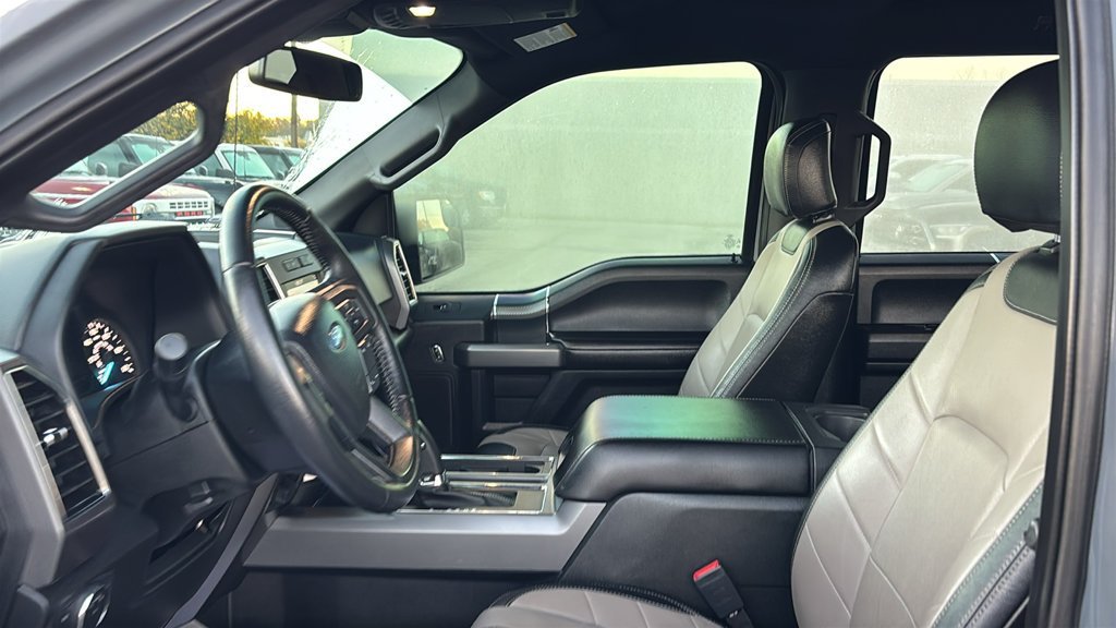 Used 2019 Ford F150 XLT w/ Equipment Group 302A Luxury AWD/4WD image 24