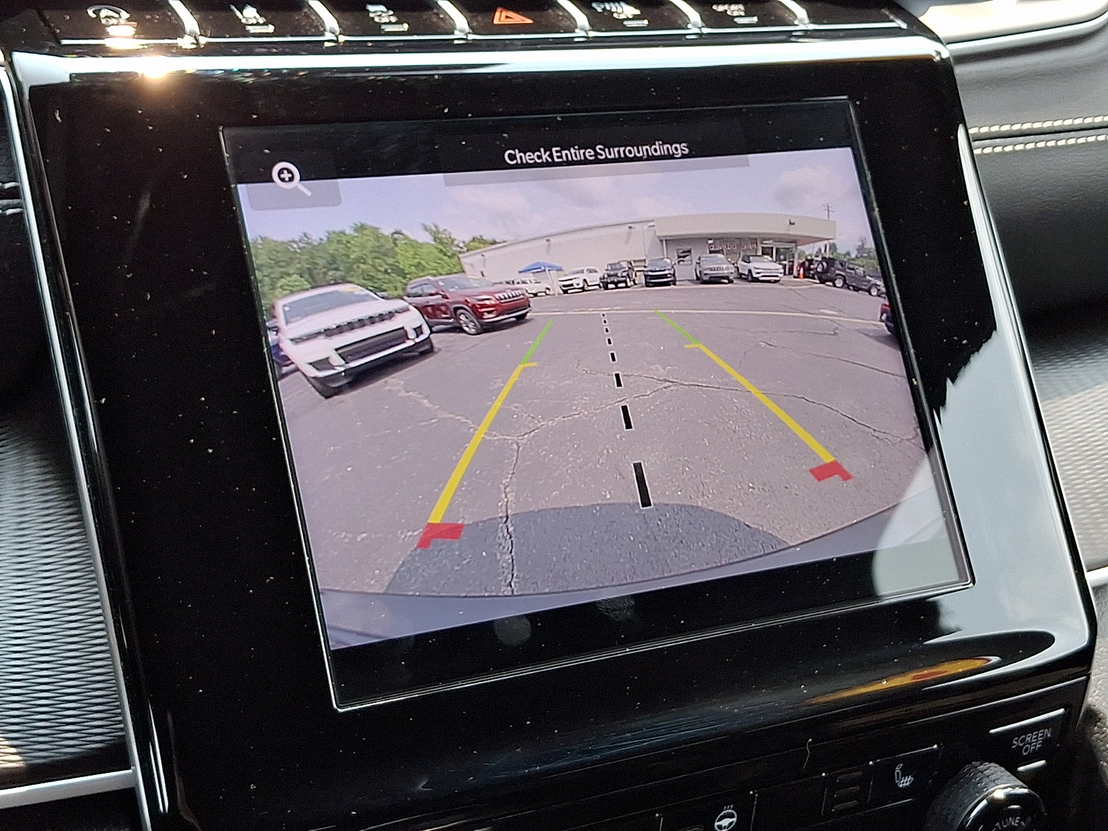 Certified 2024 Jeep Grand Cherokee Laredo X w/ Luxury Tech Group I AWD/4WD image 19