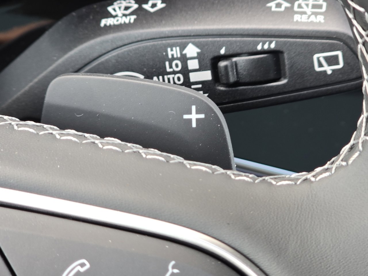 New 2026 Audi Q8 Premium Plus image 17