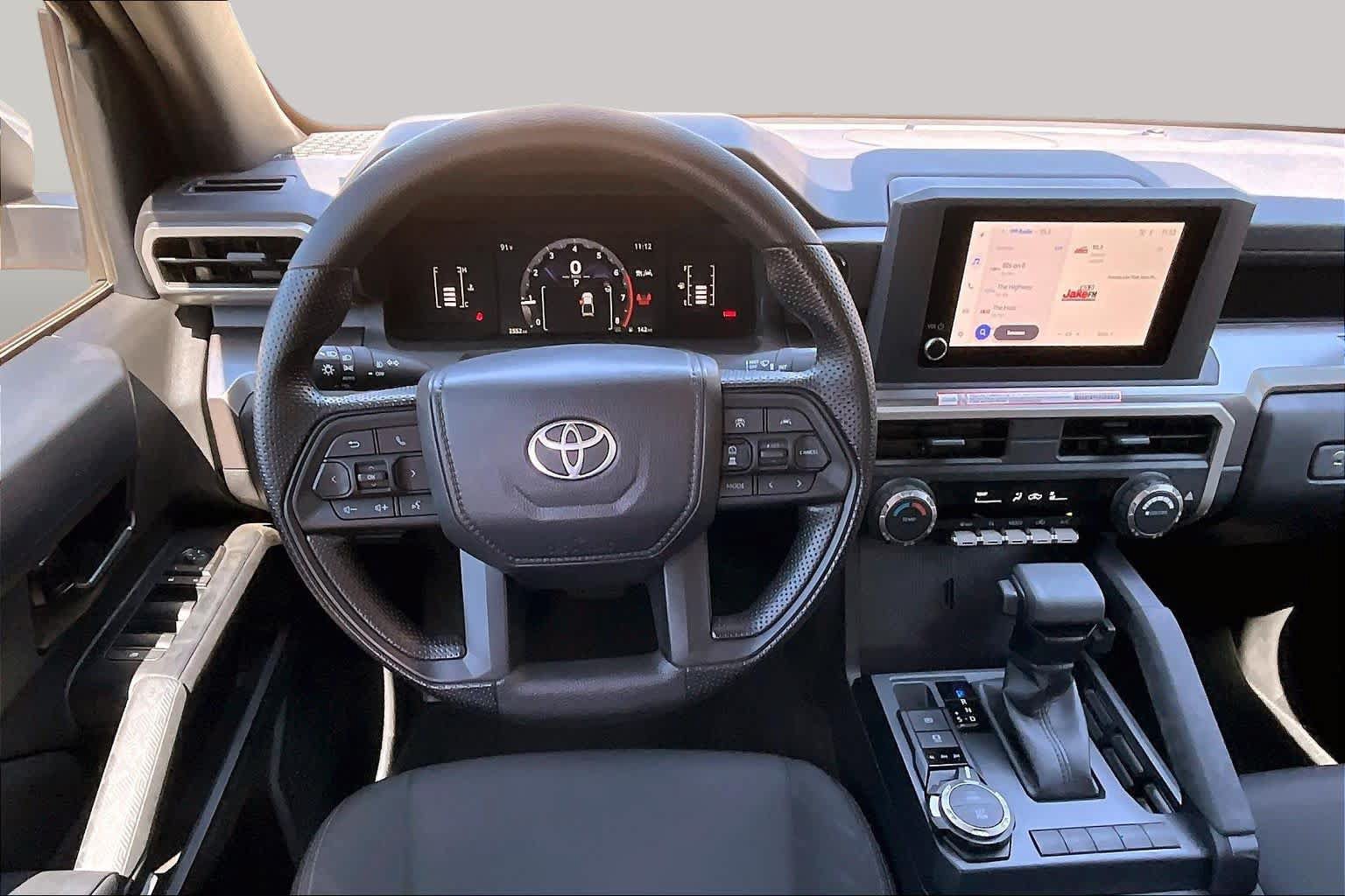 Used 2025 Toyota Tacoma SR5 AWD/4WD image 6