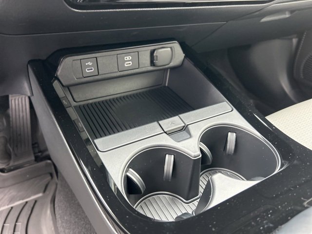 New 2026 Toyota Prius LE image 23