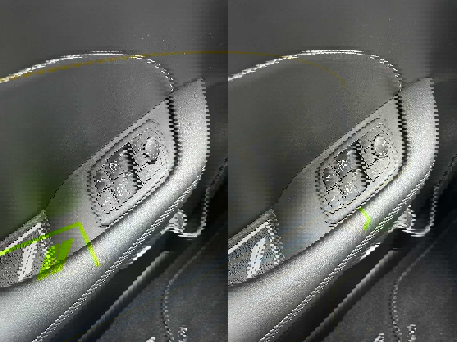 Used 2023 Dodge Challenger R/T Scat Pack image 32