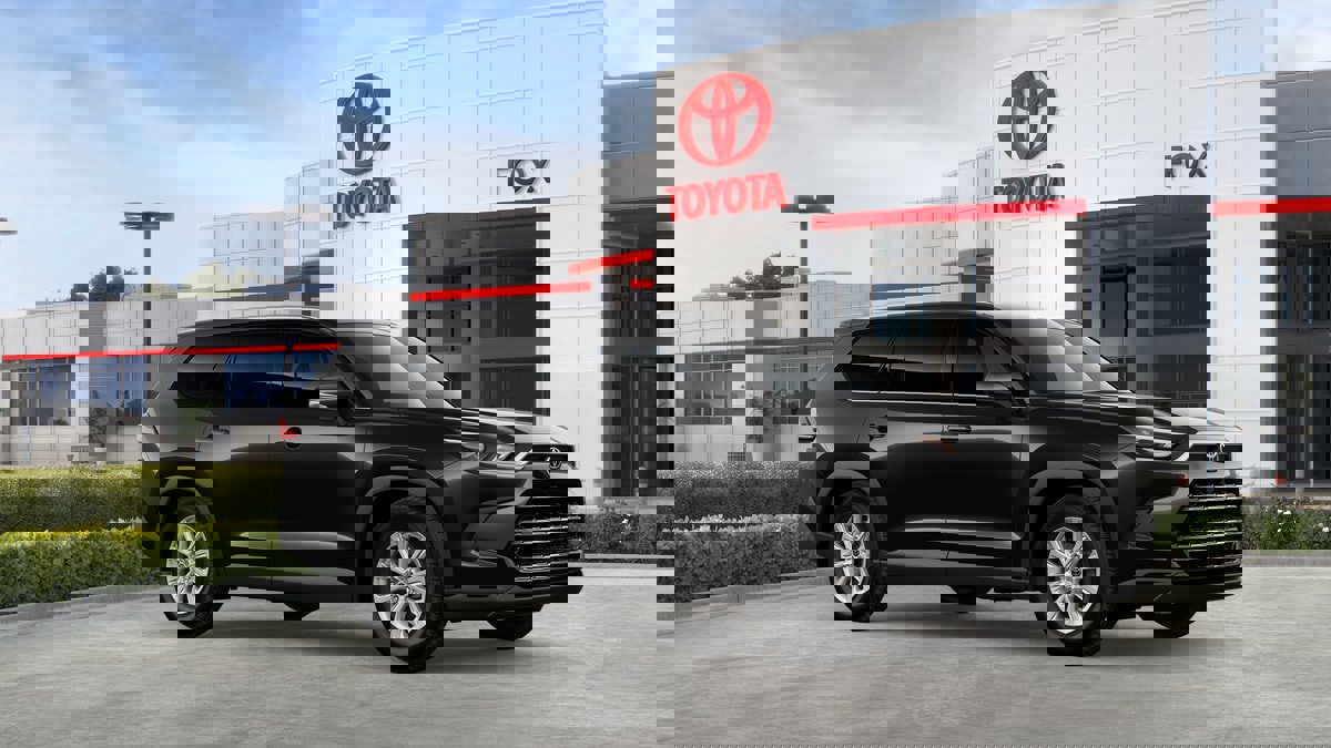 New 2026 Toyota Grand Highlander XLE image 14