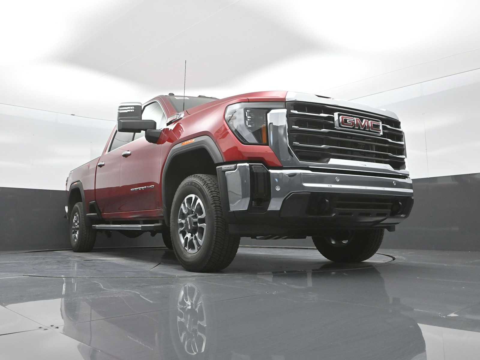 New 2026 GMC Sierra 2500 SLT w/ SLT Premium Package AWD/4WD image 31