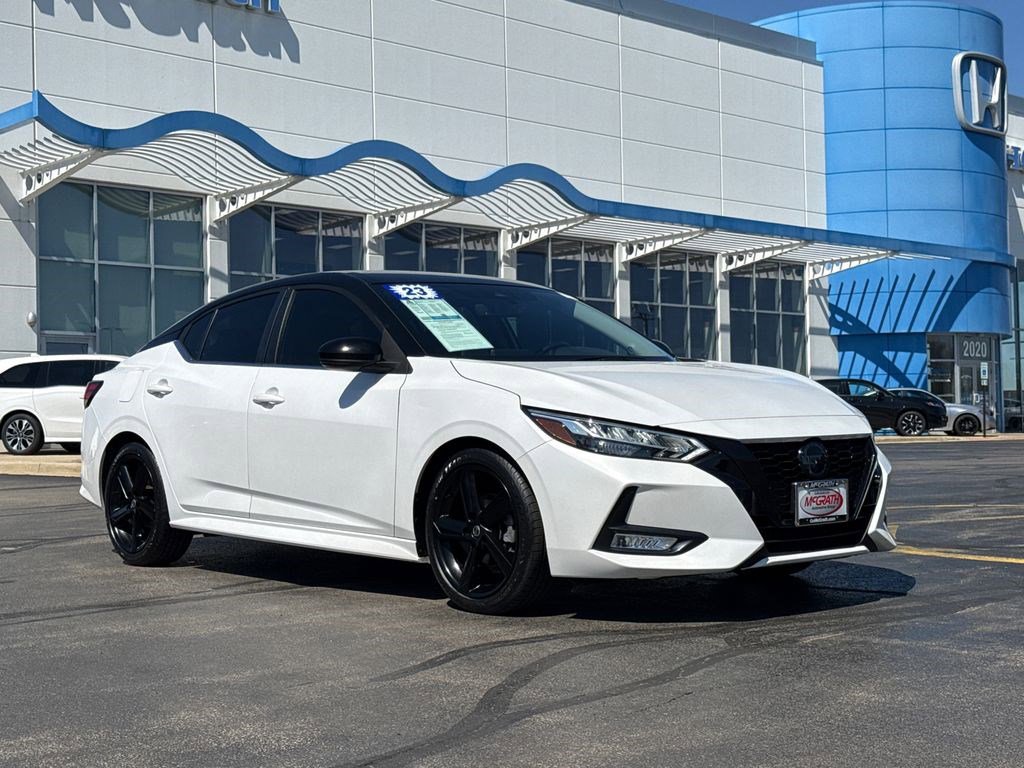 Used 2023 Nissan Sentra SR w/ Midnight Edition Package image 3
