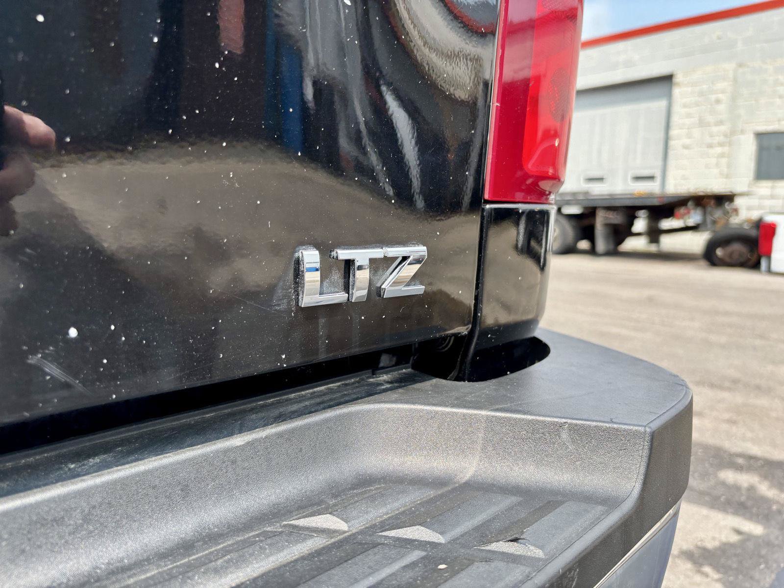 Used 2014 Chevrolet Silverado 2500 LTZ w/ LTZ Plus Package AWD/4WD image 34