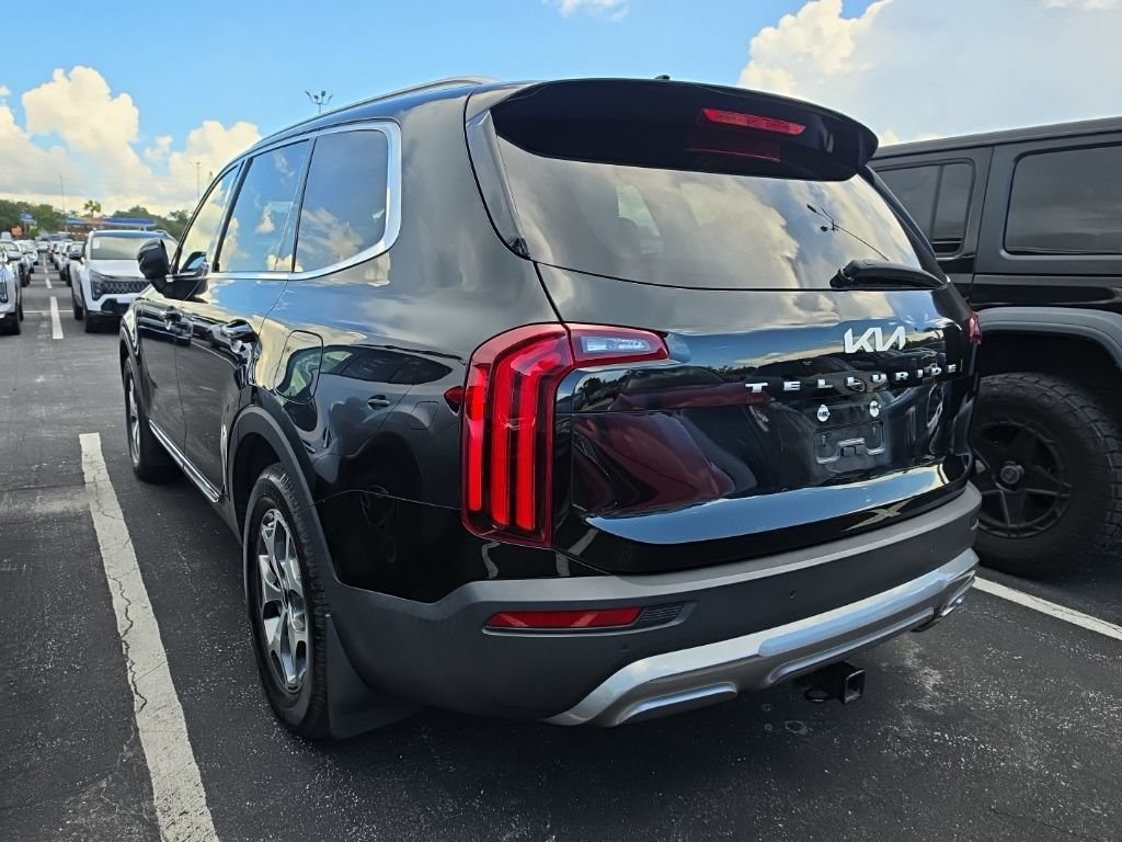 Used 2022 Kia Telluride EX FWD image 13