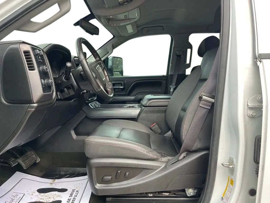 Used 2016 GMC Sierra 2500 SLT w/ All-Terrain HD Package AWD/4WD image 12