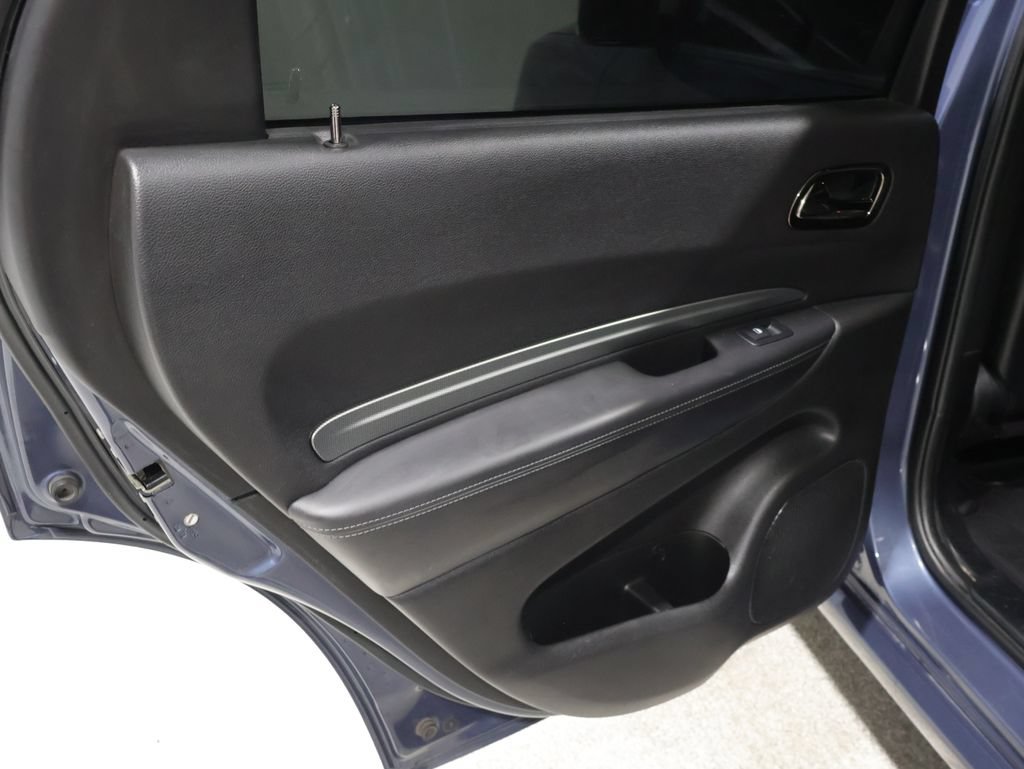 Used 2020 Dodge Durango R/T w/ Blacktop Package AWD/4WD image 19