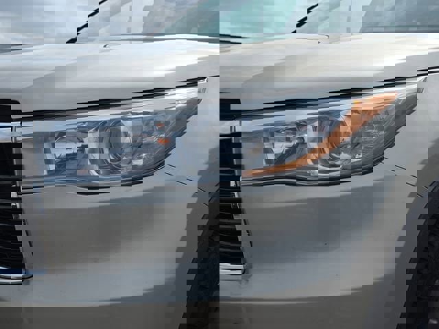 Used 2015 Toyota Highlander XLE image 9