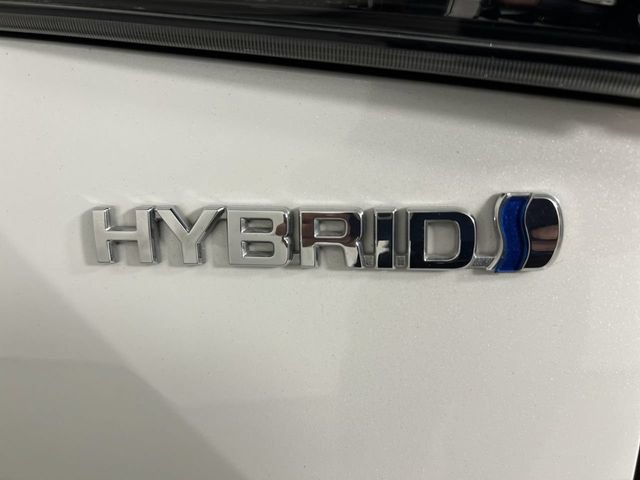 Used 2022 Toyota Highlander XLE AWD/4WD image 33