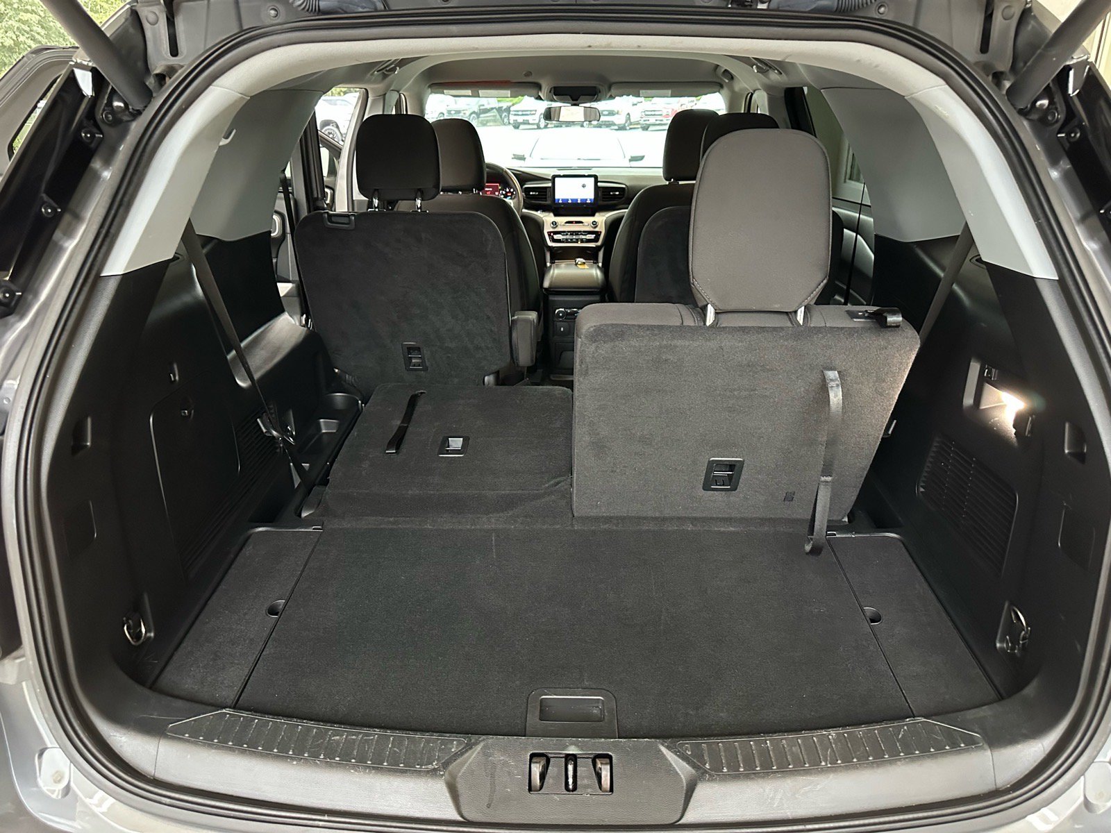 Certified 2023 Ford Explorer XLT AWD/4WD image 23