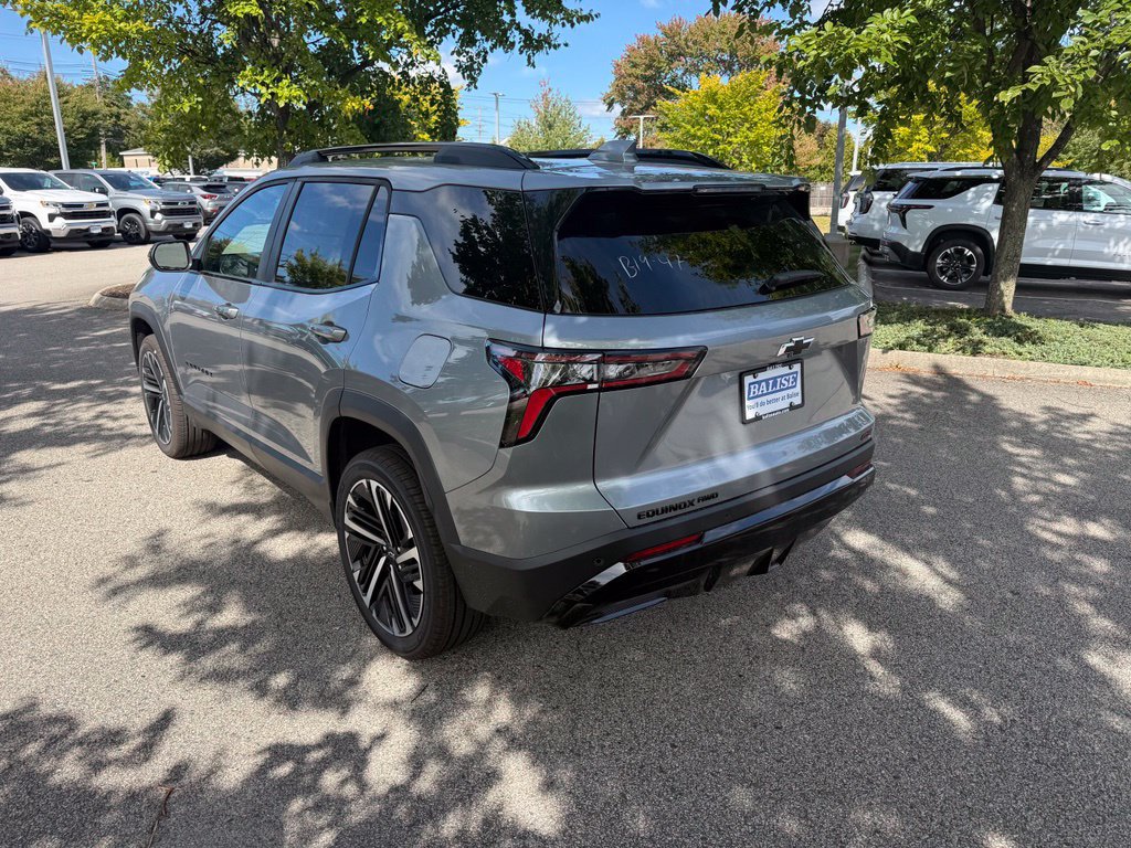 New 2027 Chevrolet Equinox RS w/ Convenience Package III AWD/4WD image 3