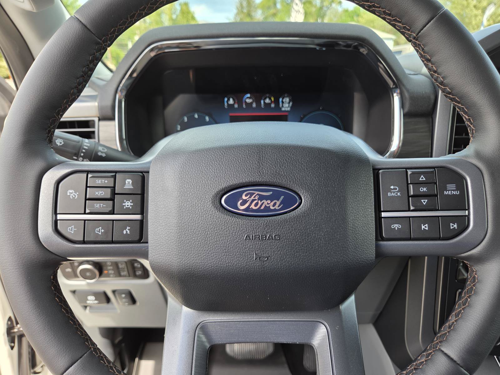 New 2026 Ford F150 Lariat w/ Equipment Group 501A Mid AWD/4WD image 16