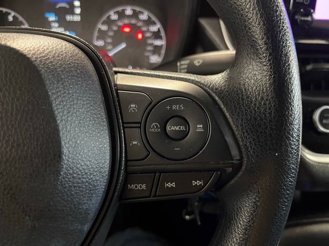 Used 2023 Toyota Corolla LE FWD image 23