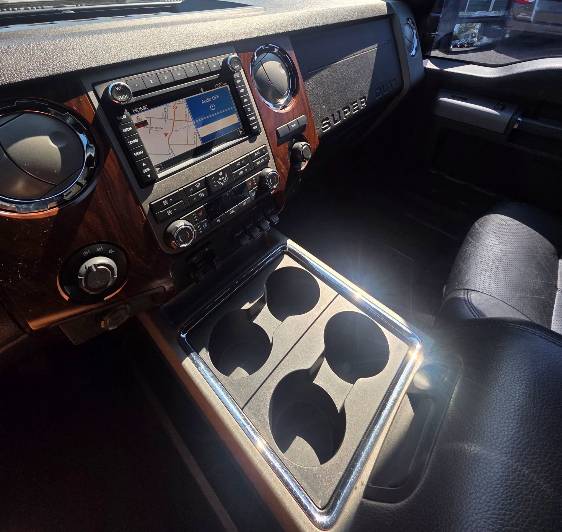 Used 2011 Ford F450 Lariat w/ Lariat Ultimate Pkg image 20