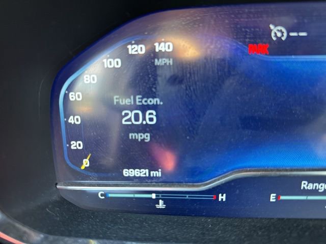 Used 2022 Chevrolet Suburban Z71 w/ Luxury Package image 24