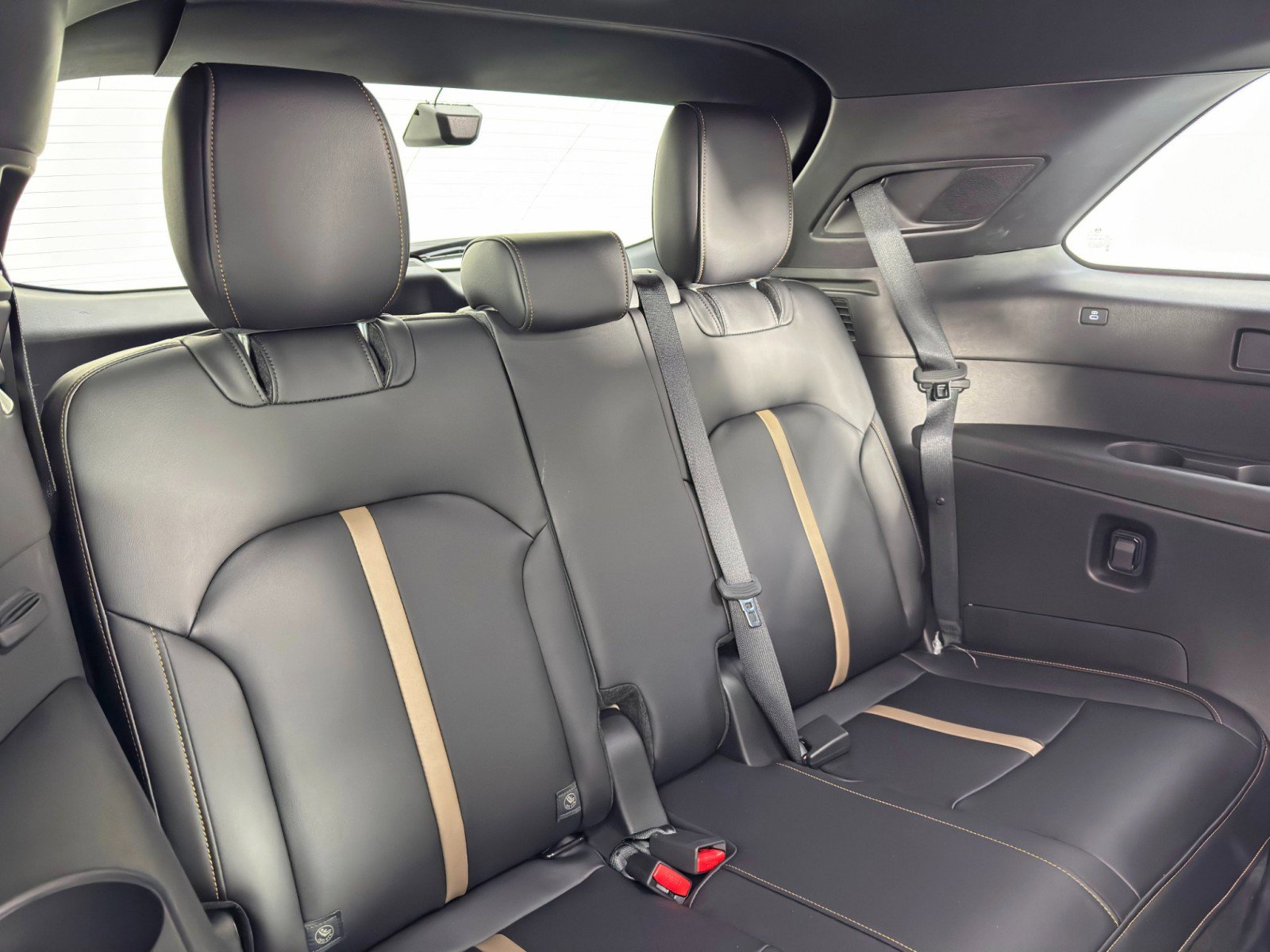 Used 2025 MAZDA CX-90 Plug-In Hybrid w/ Premium Plus image 40