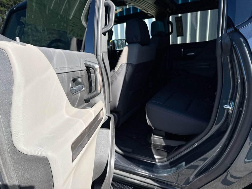 Used 2025 GMC Hummer EV 3X w/ Extreme Off-Road Package image 29