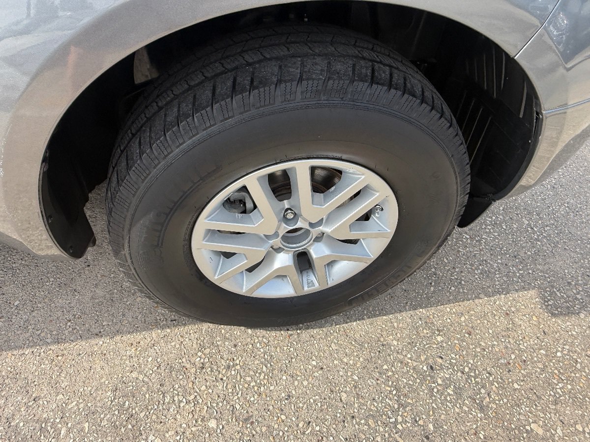 Used 2019 Nissan Frontier SV RWD image 15