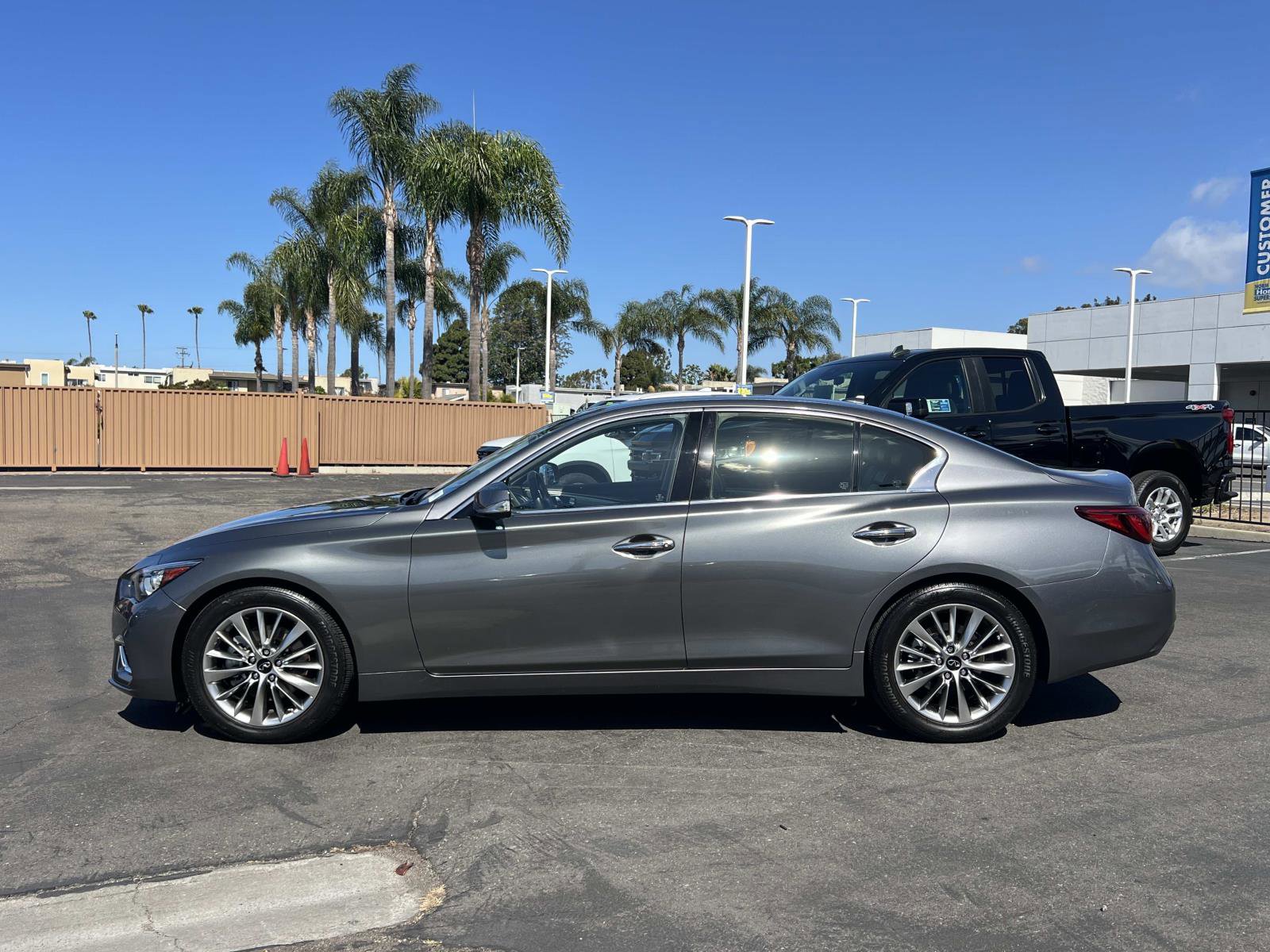 Used 2023 INFINITI Q50 Luxe RWD image 2