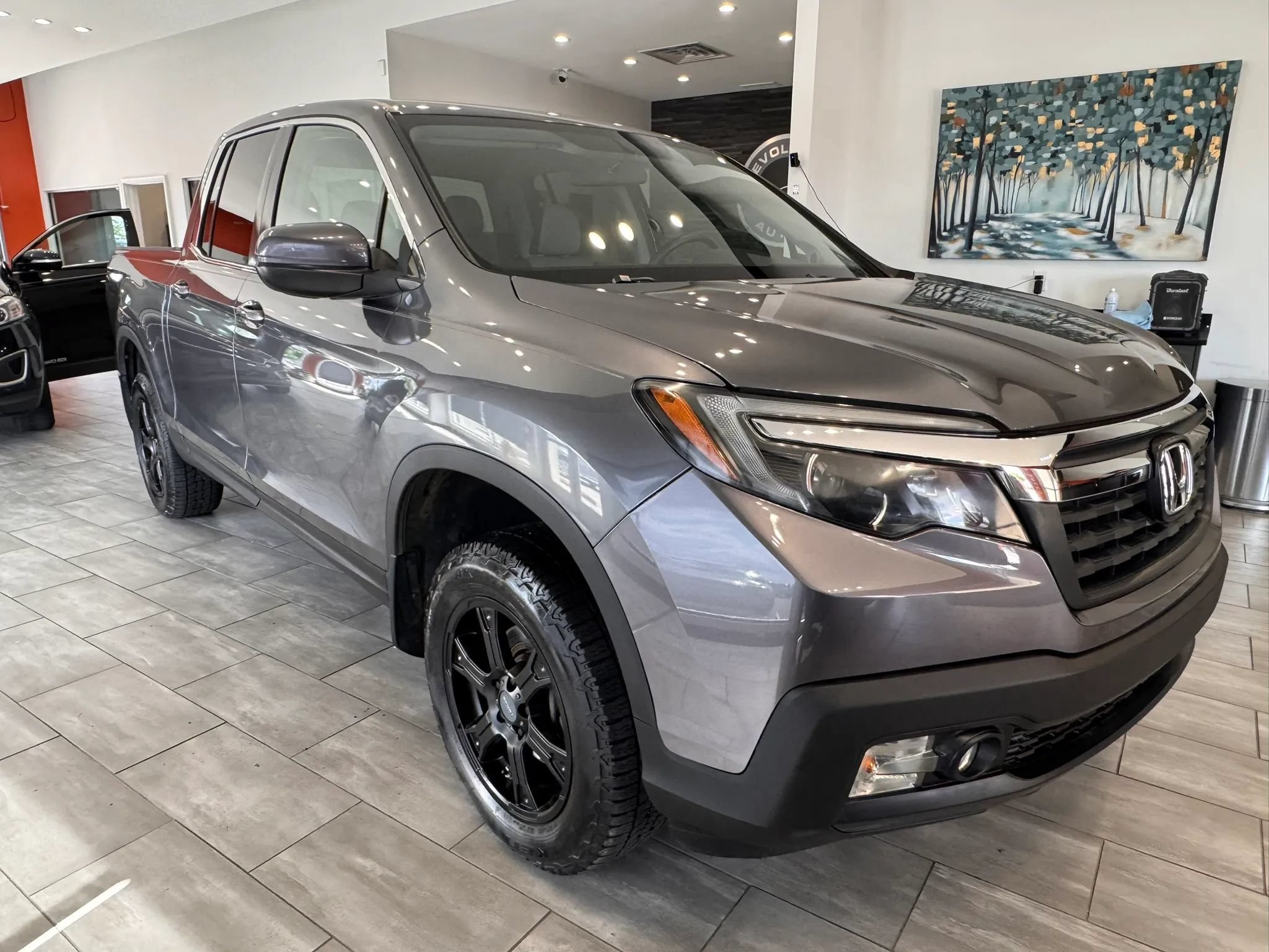 Used 2017 Honda Ridgeline RTS image 3