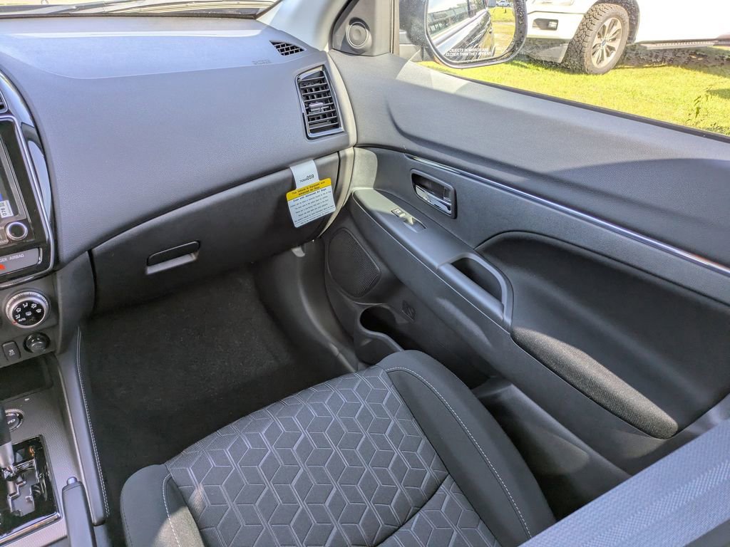 New 2026 Mitsubishi Outlander Sport ES image 17