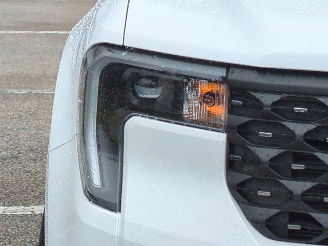 New 2026 Ford Maverick Lariat image 10