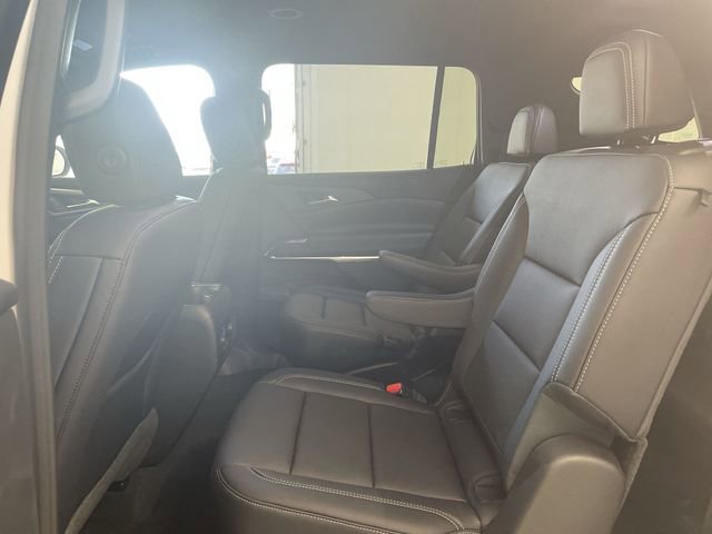New 2026 Chevrolet Traverse LT w/ Midnight/Sport Edition image 22