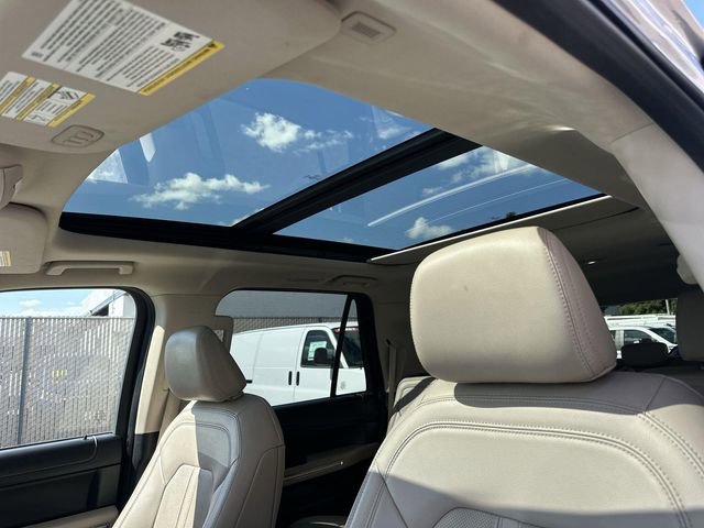 Used 2022 Ford Expedition Max Limited AWD/4WD image 18