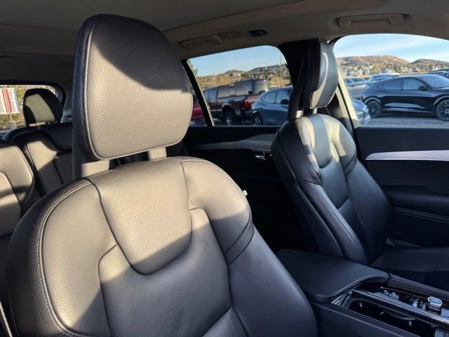 Used 2018 Volvo XC90 T6 Momentum w/ Convenience Package image 27