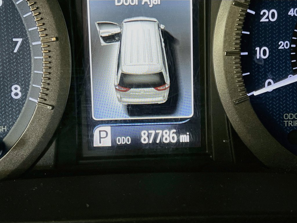 Used 2019 Toyota Sienna XLE FWD image 12