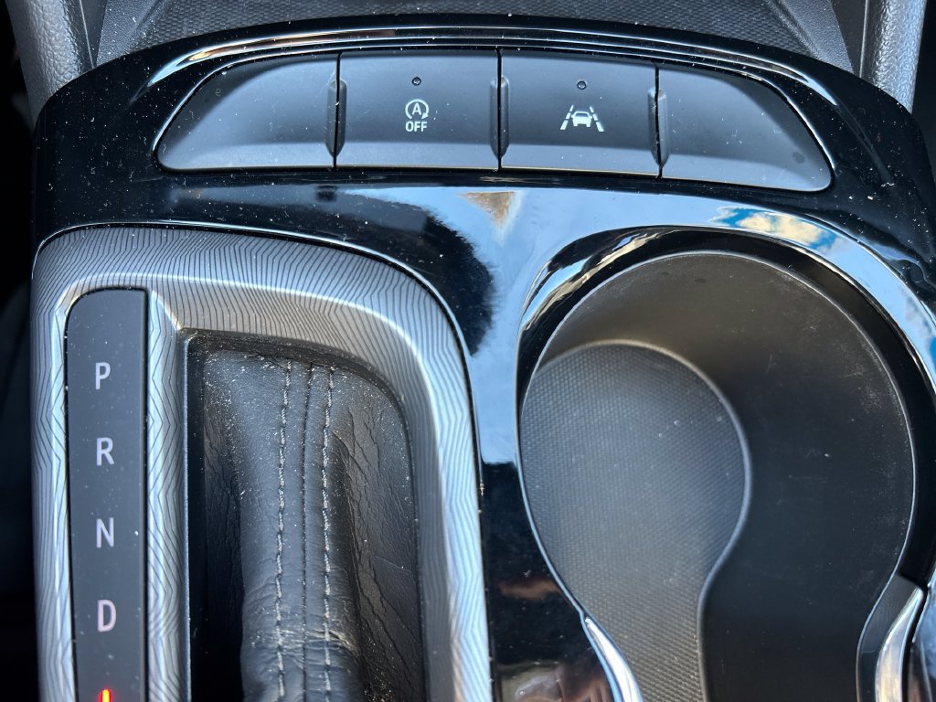 Used 2025 Buick Envista Sport Touring w/ Convenience I Package FWD image 28