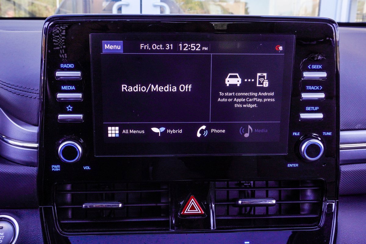 Used 2022 Hyundai Ioniq SEL image 23